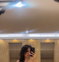 Evana - Transsexual escort in Kochi