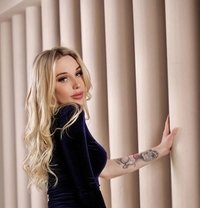 Evangelina versatile - Acompañantes transexual in Doha