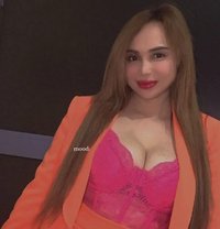 Eve - escort in Abu Dhabi