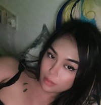 Eve - Transsexual escort in Singapore