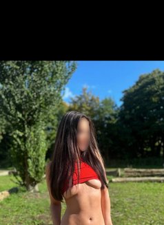 Eve Mae Fmty High Class Escort - puta in Singapore Photo 21 of 25