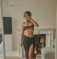 Eve Osyth - escort in Bangalore Photo 7 of 8
