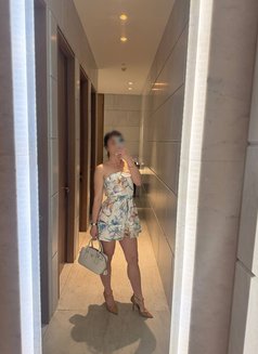 Eve Osyth - escort in London Photo 12 of 12