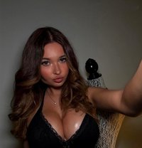 Evelina - escort in İstanbul