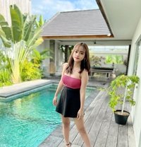 Eveline - escort in Singapore