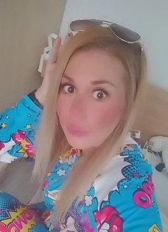 Eveline New - escort in Dubai Photo 11 of 19
