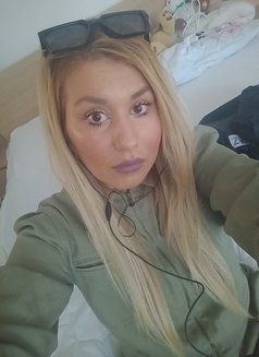 Eveline New - escort in Dubai Photo 19 of 19