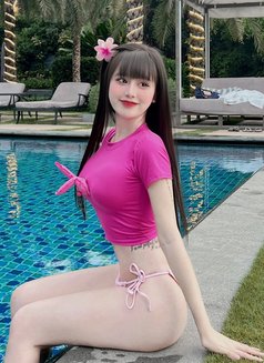 Evelyn - puta in Hyderabad Photo 2 of 6