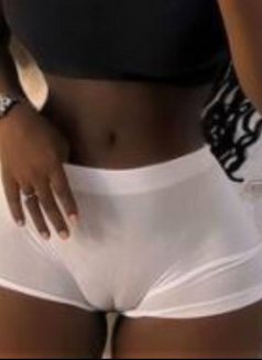 Evelyn - escort in Tunis Photo 3 of 3