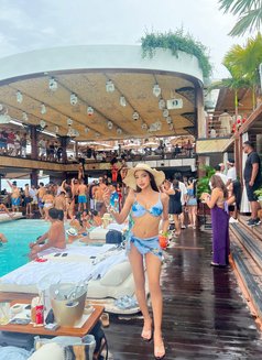 Evelyn Ladyboy Good Services - Acompañantes transexual in Dubai Photo 1 of 11