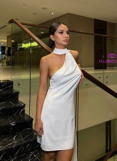 Evelyn Ladyboy Good Services - Acompañantes transexual in Dubai Photo 4 of 13