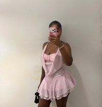 Evelyn - puta in Hofuf