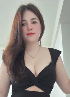 Evelyn - escort in İstanbul Photo 4 of 6