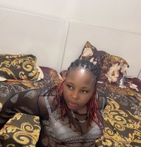 Ever - escort in Cairo
