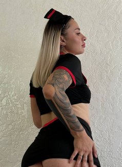 Evgenia - escort in Al Manama Photo 4 of 8