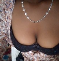 Yvonne fetish friendly - escort in Nairobi