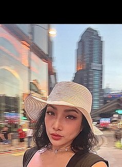 Evvah - Globetrotter - escort in Makati City Photo 8 of 10