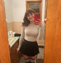 Evyns Isla - escort in New Delhi