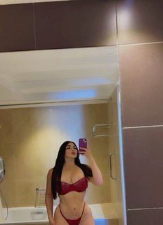 EX O T I C C H A N N E L L A T I N A - escort in Abu Dhabi Photo 6 of 11