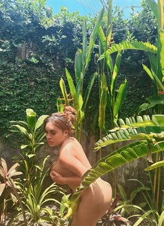 Ts Dinda Dior, Amazing magic stick - Transsexual escort in Bali Photo 2 of 10