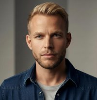 Caucasian | Athletic | Big Cut | Mature - Acompañantes masculino in Bangkok