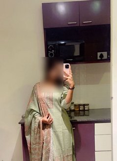 Exclusive Luxury Companionship - escort in Bangalore Photo 1 of 4