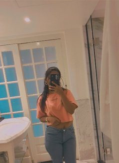 Exclusive Outcall Services With Veena - puta in Colombo Photo 24 of 24