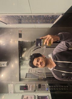 Shain, Servic for Men & Couples - Male escort in Al Manama Photo 16 of 17