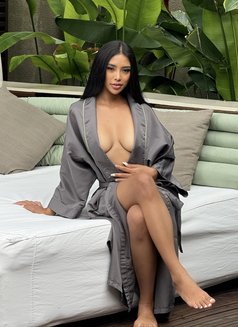 Exotic girl new here - escort in Kuala Lumpur Photo 3 of 17