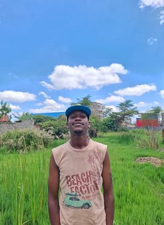 Exotic massage - Male escort in Nairobi Photo 3 of 3