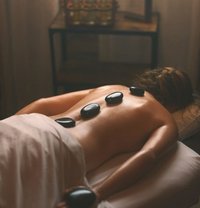 Exotic Massage for Women Only - Acompañantes masculino in Dubai