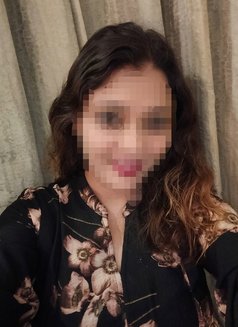 Exotic Priya - puta in Bangalore Photo 3 of 3
