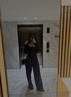 Exotic Stefhania - puta in Tokyo Photo 16 of 19