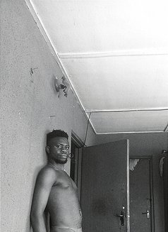Expensive Diamond - Acompañantes masculino in Benin City Photo 2 of 4