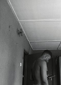 Expensive Diamond - Acompañantes masculino in Benin City Photo 3 of 4