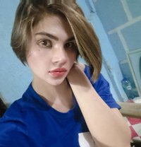 Expensive Kc - Transsexual escort in Riyadh