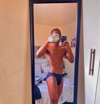 Expensive - Acompañantes masculino in Al Manama