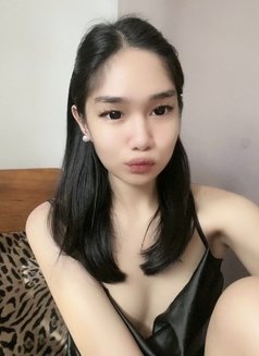 Experience Kas - Transsexual escort in Manila Photo 8 of 12