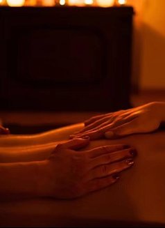 Experience Massage - masseuse in Palma de Mallorca Photo 6 of 7