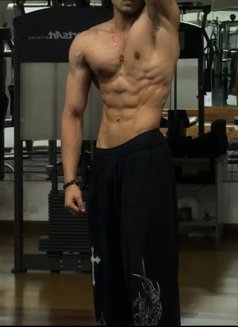 Male Escort for Females and couples - Acompañantes masculino in Kolkata Photo 5 of 10
