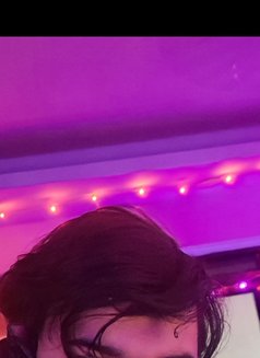 Experienced Masseur - masseuse in Noida Photo 2 of 2