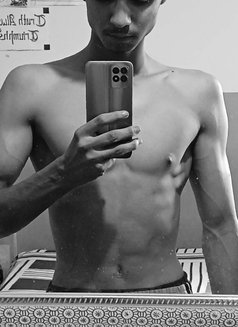 Expert Licker Escort Only for Female - Acompañantes masculino in New Delhi Photo 1 of 7