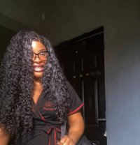 Extra - puta in Port Harcourt