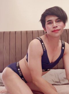 Exy - Transsexual escort in Riyadh Photo 9 of 11