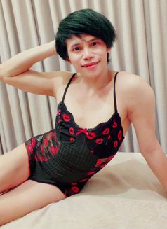 Exy - Transsexual escort in Riyadh Photo 14 of 16