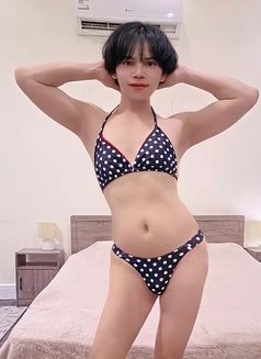 Exy - Transsexual escort in Riyadh Photo 13 of 20