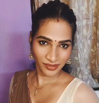 Eye Killer Yashika - Acompañantes transexual in Chennai Photo 1 of 2