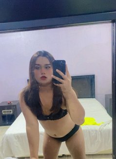 Eyes new Ladyboy กระเทยทั้งสอง - Transsexual escort in Al Manama Photo 16 of 17
