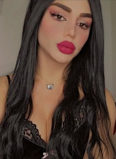 Eylena Lady Boy - masseuse in Cairo Photo 3 of 12