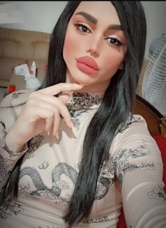 Eylena Lady Boy - masseuse in Cairo Photo 5 of 12